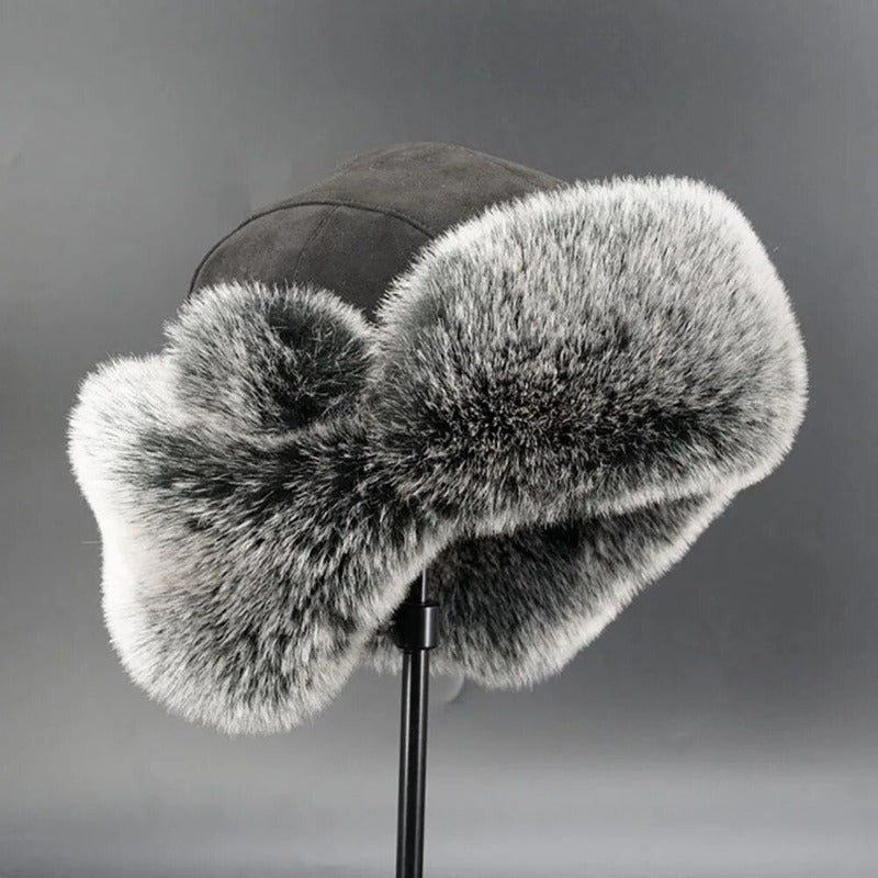 Chic Heat: Ushanka Man Bonnet